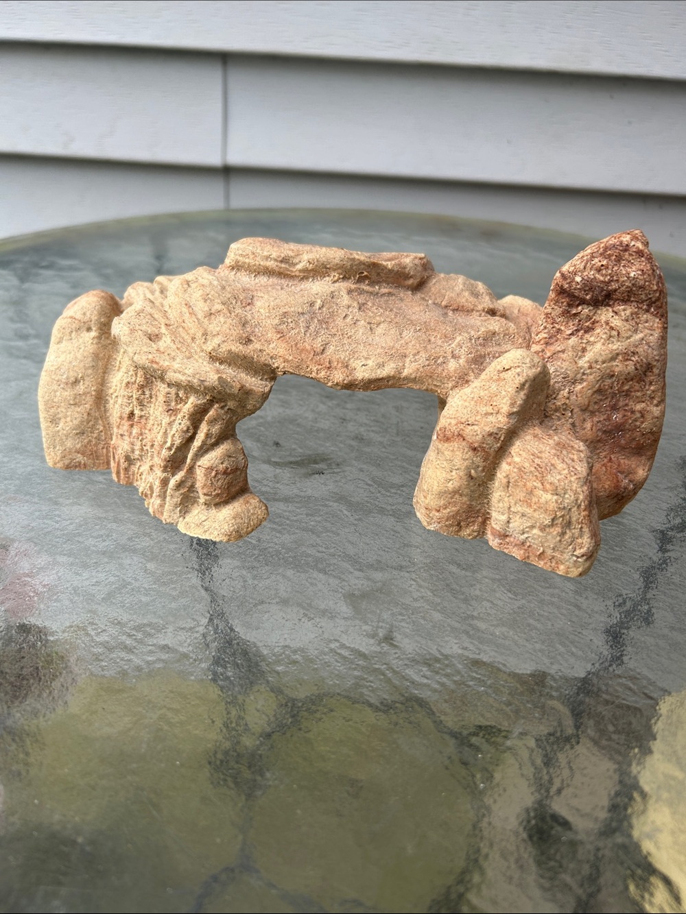 Natural-Look Sandstone Reptile Hide - Tan